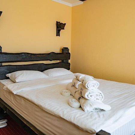 Dniprovskiy Dvir Stari Kodaky Room photo
